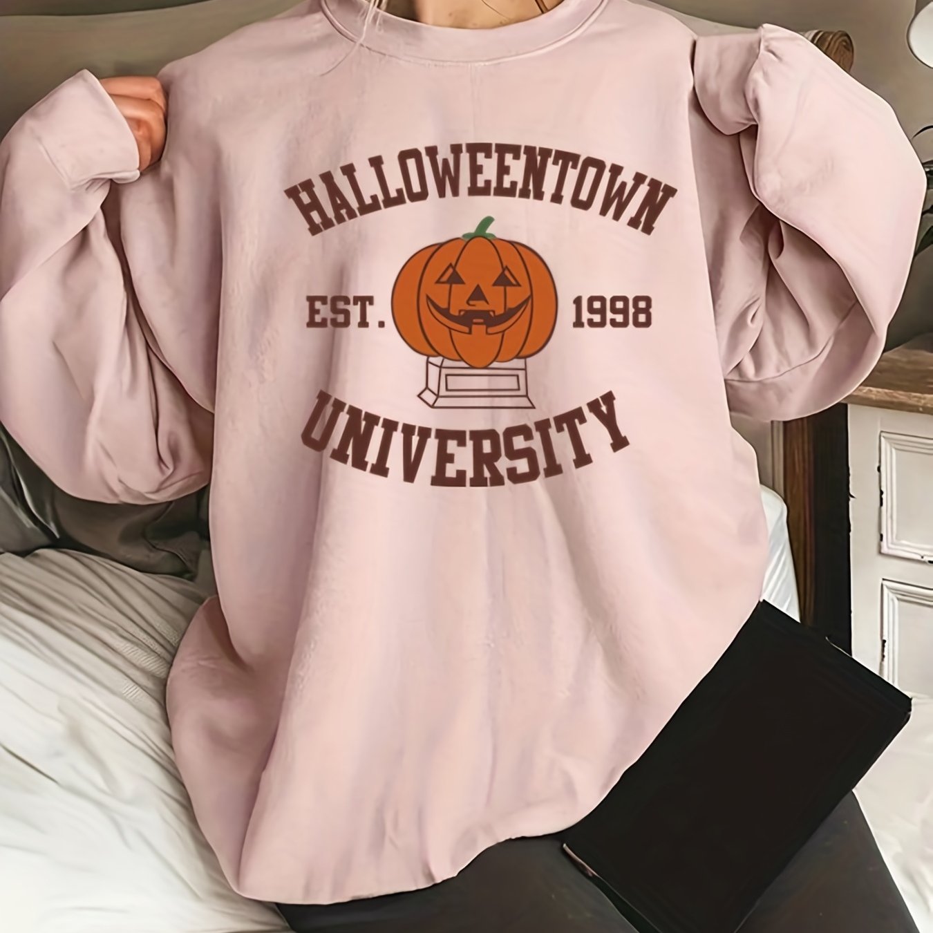 Sixsr Plus Size Halloween Sweatshirt, Women's Plus Cartoon Pumpkin & Letter Print Long Sleeve Round Neck Slight Stretch Sweatshirt