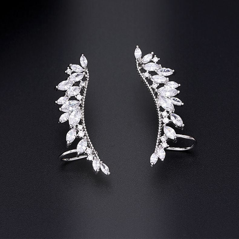 2025 Internet celebrity trinkets Korean version 925 silver needle fashion temperament sweet simple earrings wings earrings earbone clip