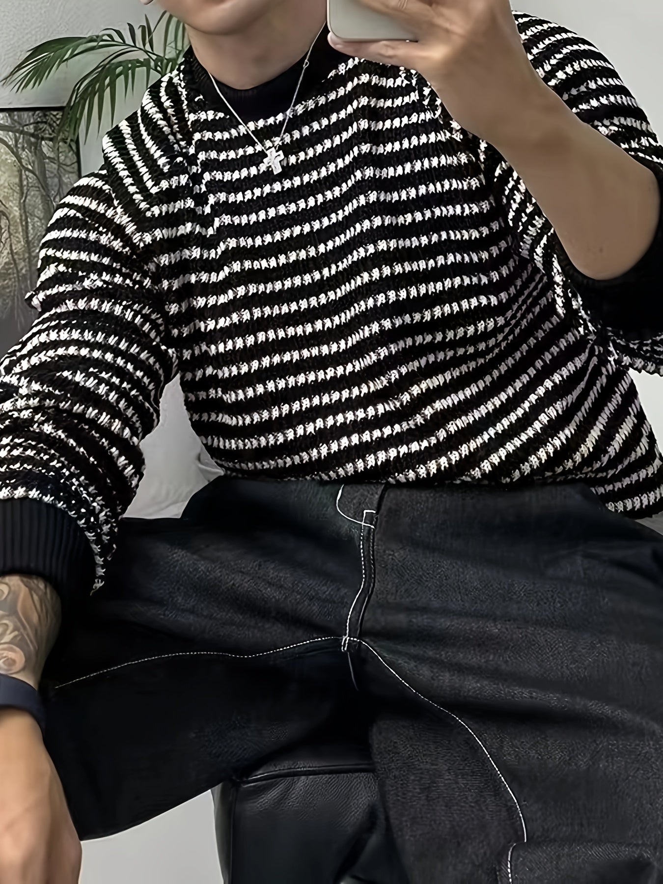 Sixsr Men's Stylish Stripe Pattern Knitted Pullover, Casual Breathable Long Sleeve Crew Neck Top For City Walk Street Hanging Outdoor Activities