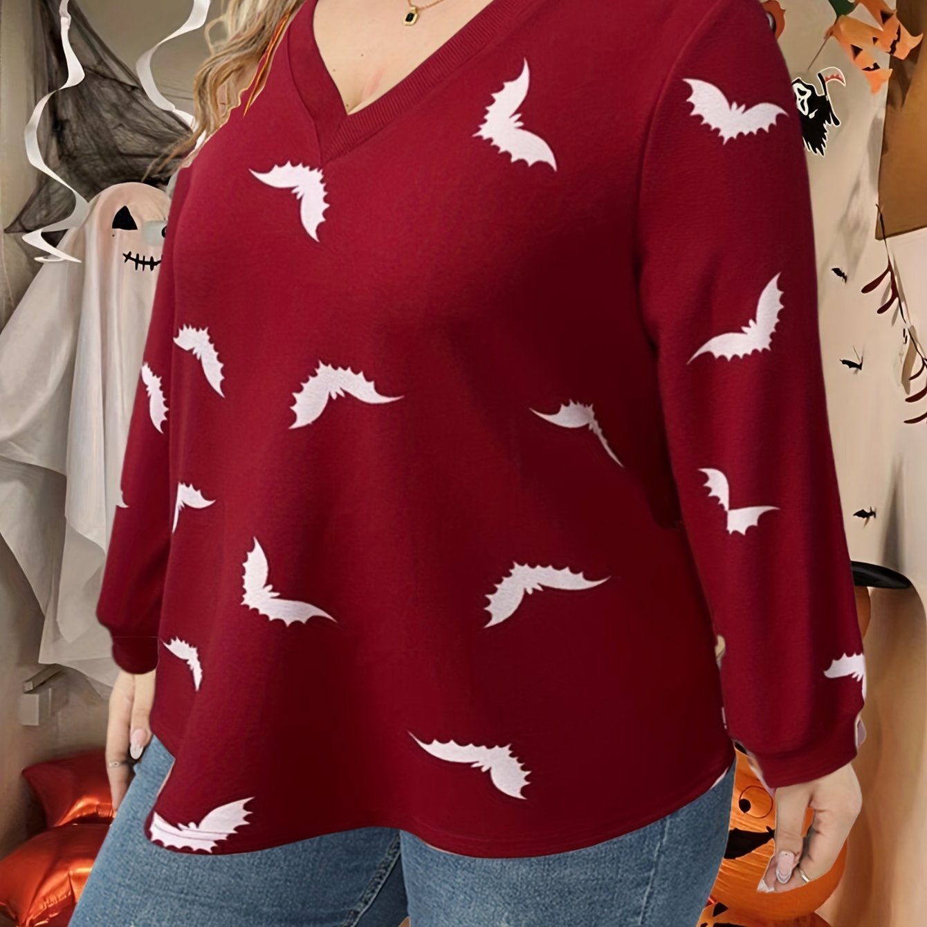 Sixsr Plus Size Halloween Casual Sweatshirt, Women's Plus Bat Print Long Sleeve Crew Neck Slight Stretch Pullover Top