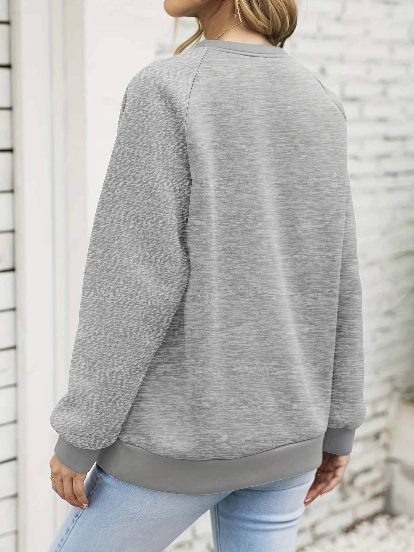 Sixsr Plus Size Basic Sweatshirt, Women's Plus Solid Long Sleeve Round Neck Sweatshirt