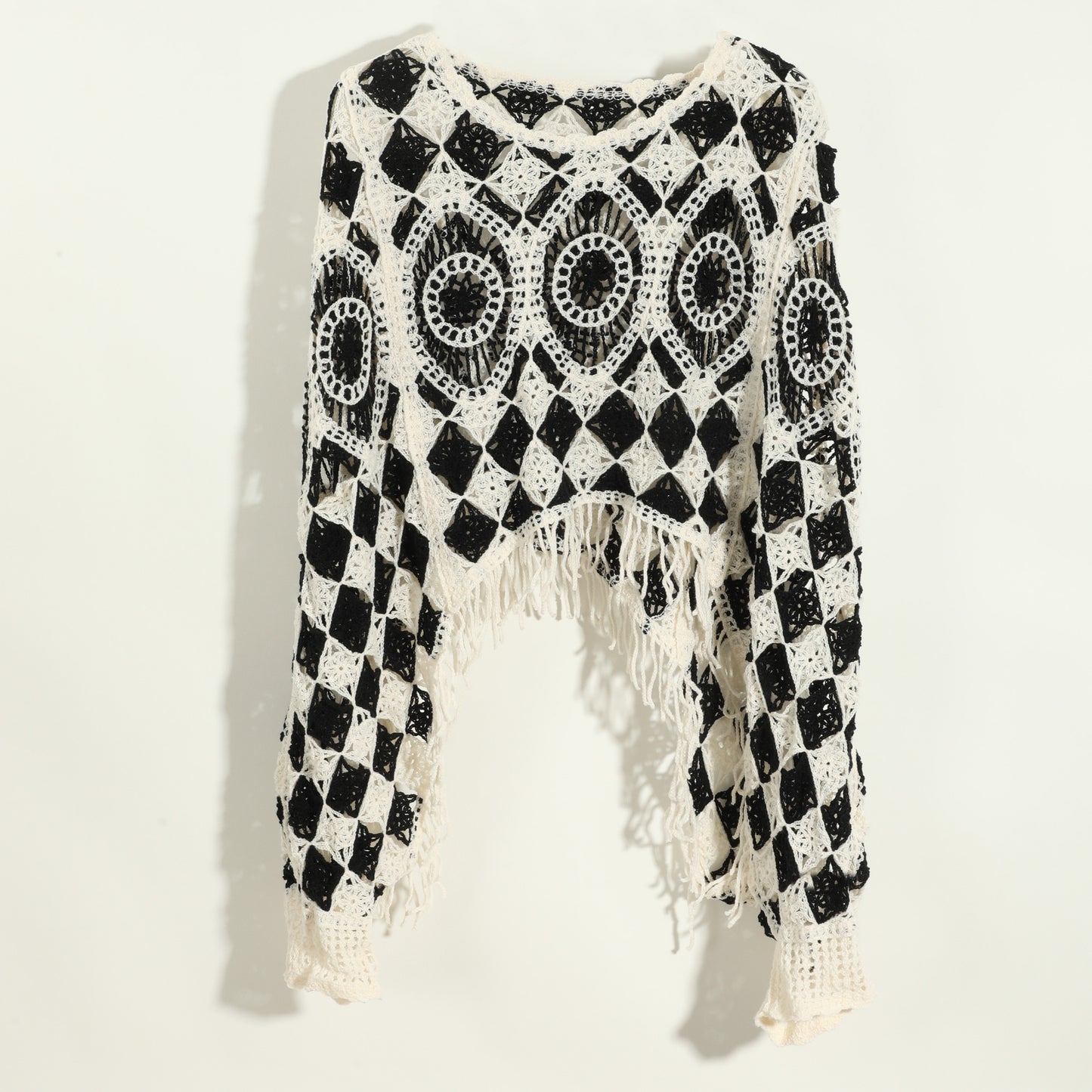 Sixsr Floral Hollow Out Tassel Shawl Elegant Long-sleeved Pullover Shawl Casual Daily Travel Versatile Coat