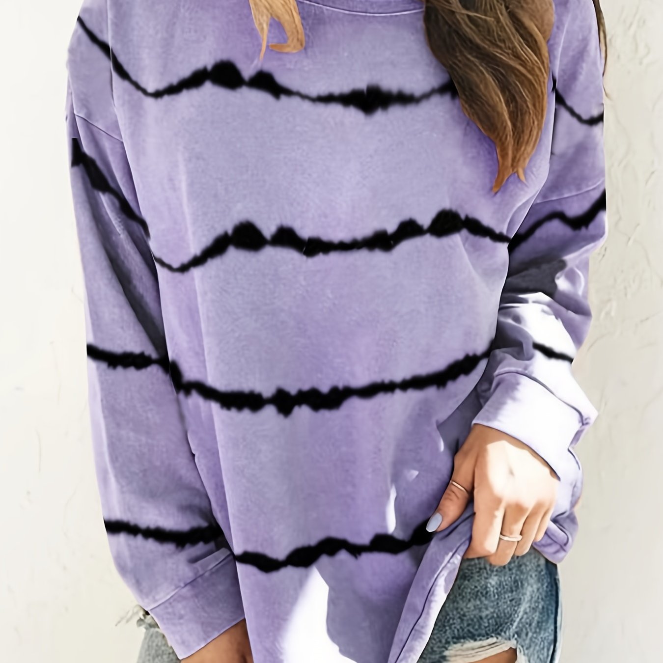 Sixsr Plus Size Tie Dye Strip Print Long Sleeve Sweatshirt, Women's Plus Slight Stretch Casual Sweatshirt