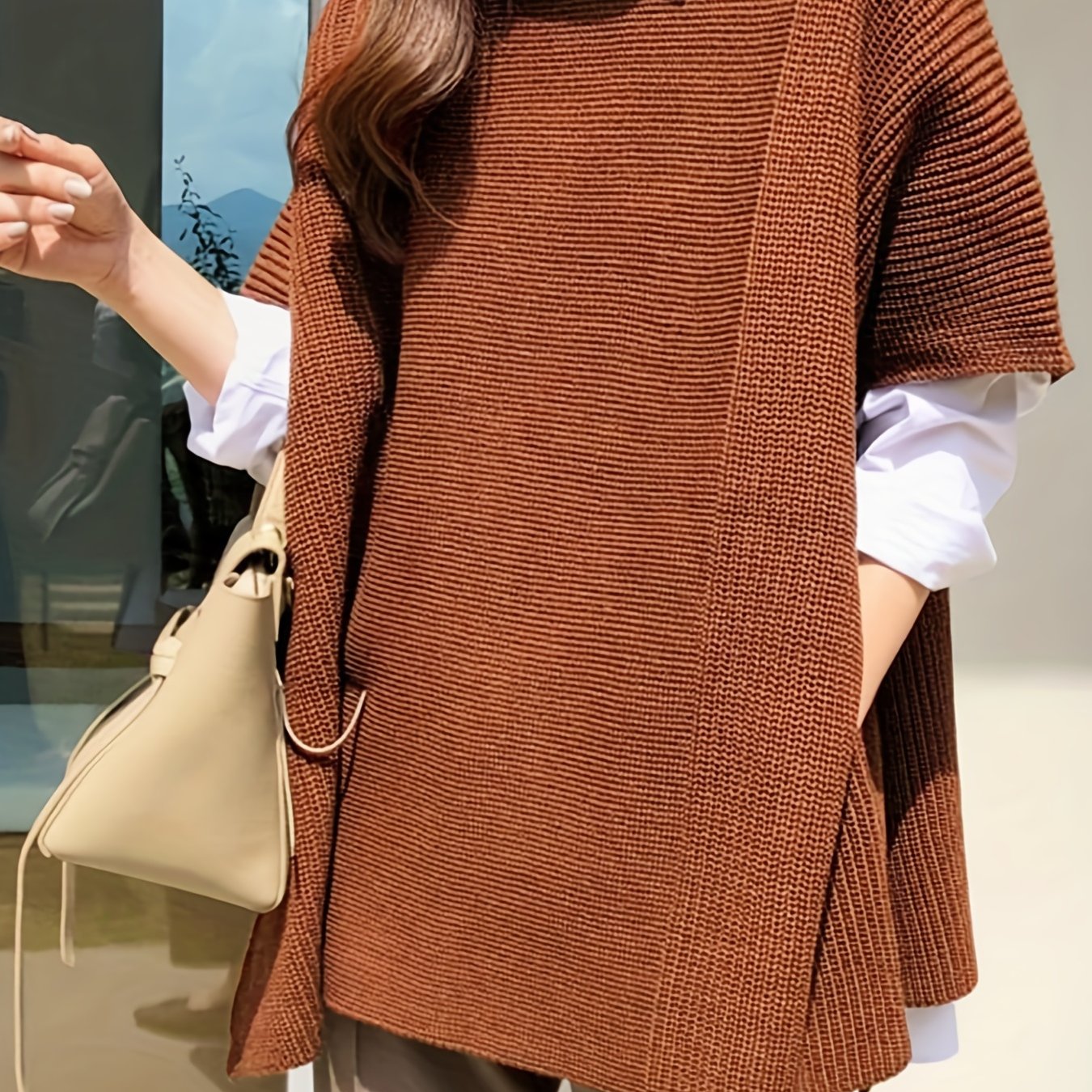 Sixsr Plus Size Casual Knit Top, Women's Plus Solid Short Sleeve Round Neck Split Hem Loose Knit Top