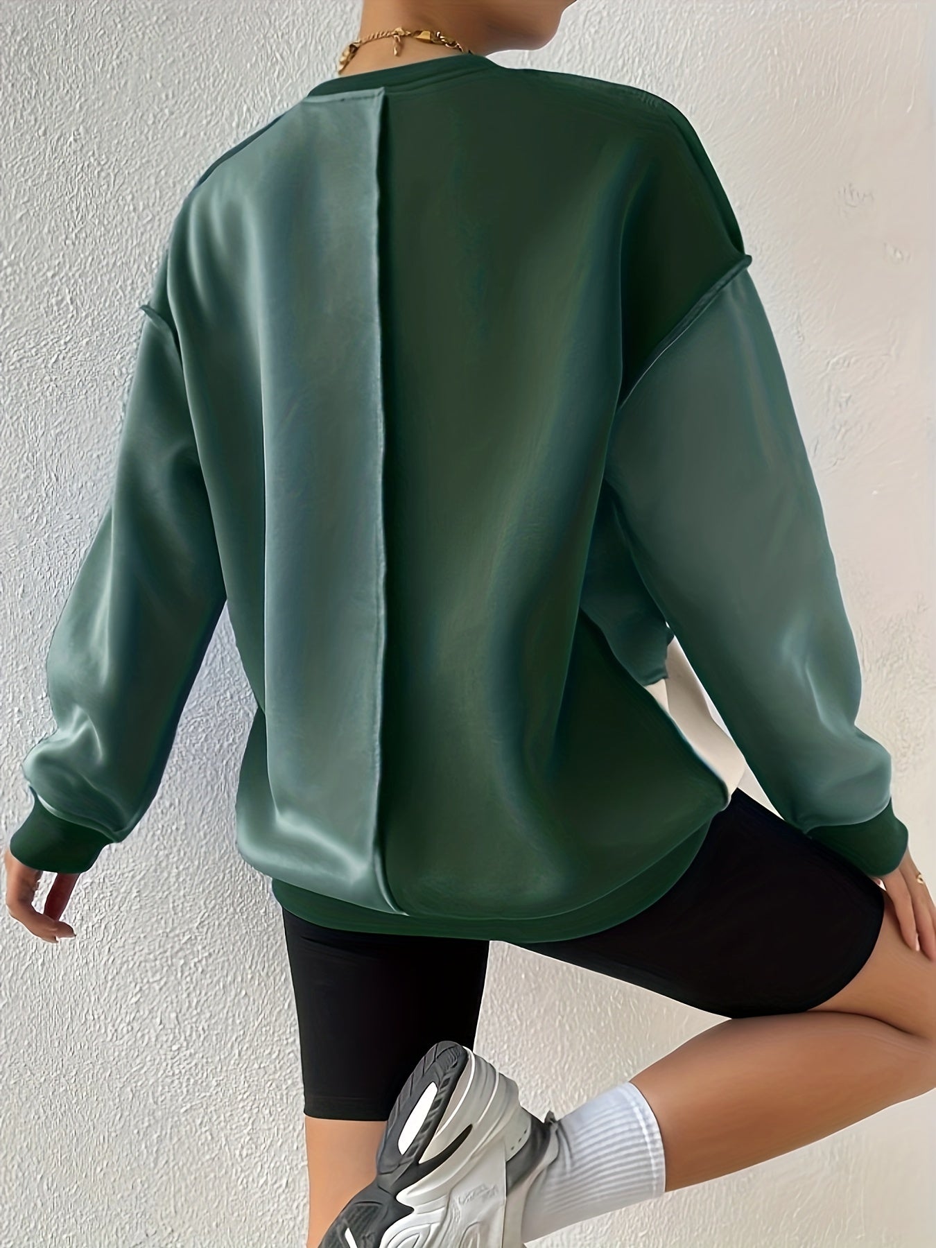 Sixsr Plus Size Casual Sweatshirt, Women's Plus Colorblock Long Sleeve Round Neck Sweatshirt