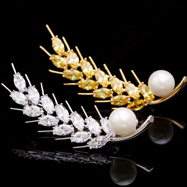 2025 New fashion gold wheat ear pearl brooch women's accessories simple atmosphere autumn and winter suit trendy fashion corsage