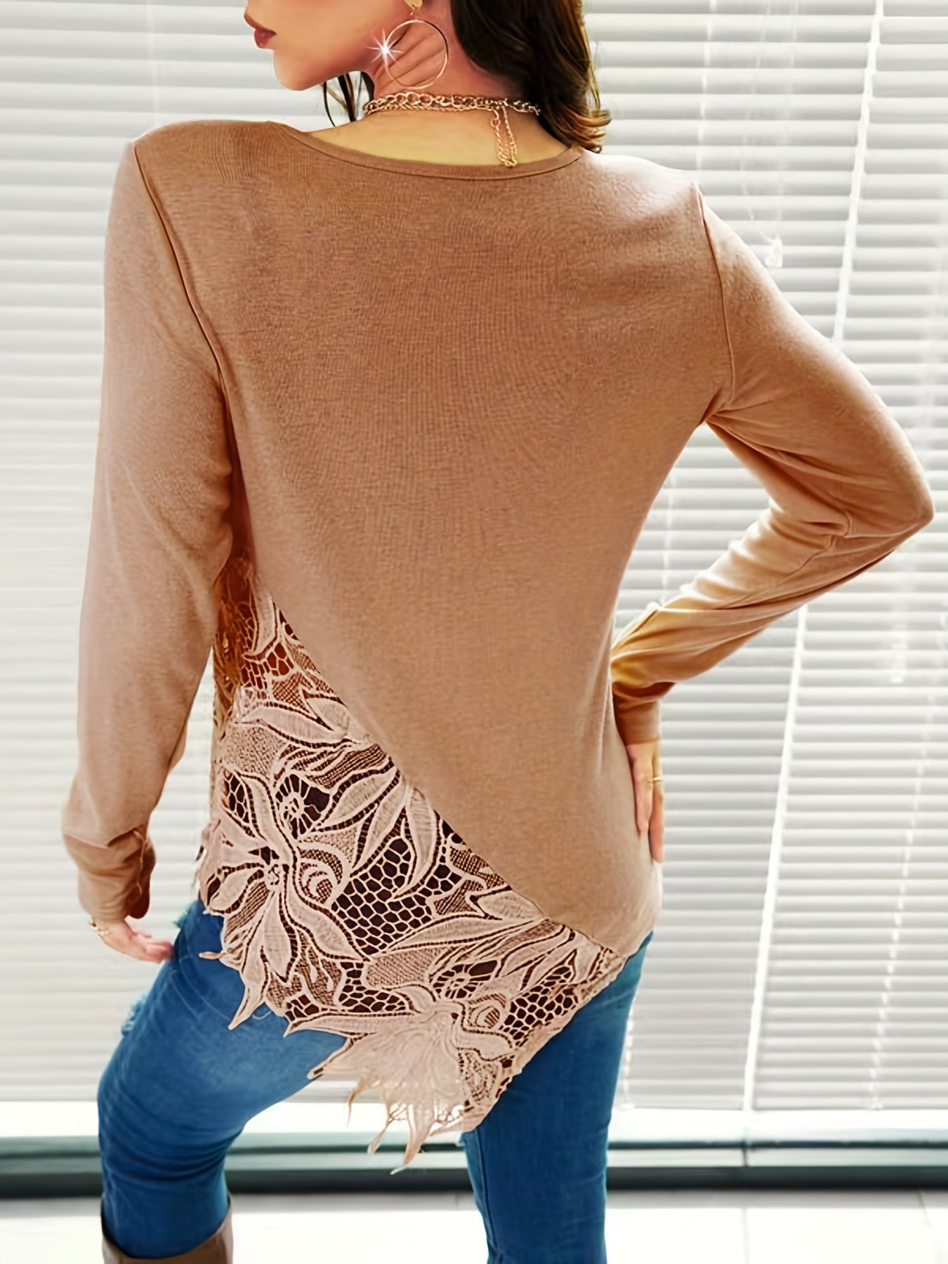 Sixsr Plus Size Elegant Knit Top, Women's Plus Contrast Lace Long Sleeve Keyhole High Stretch Fall & Winter Top