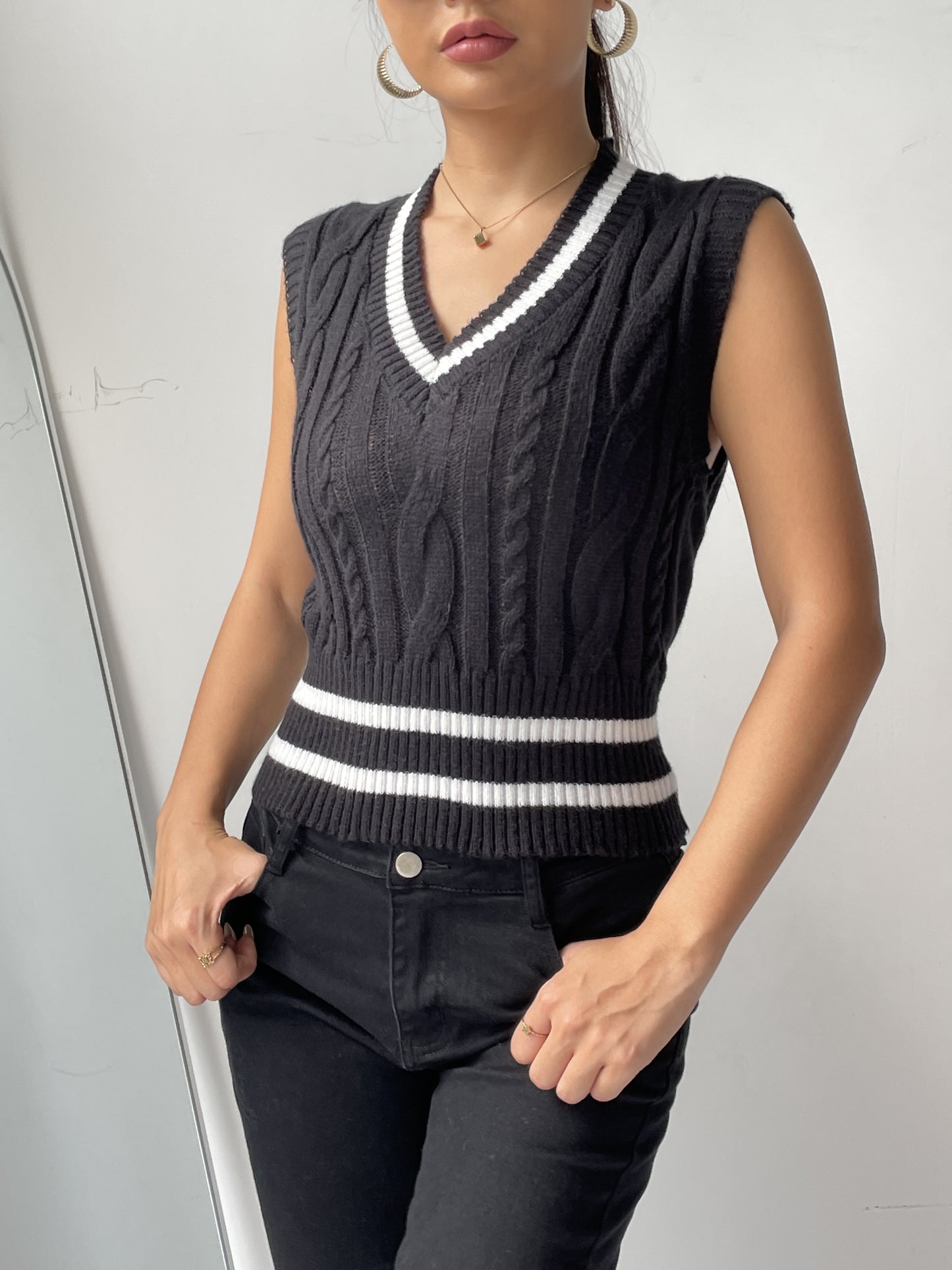 Sixsr Striped V Neck Cable Knit Vest, Casual Sleeveless Sweater For Spring & Fall, Women's Clothing