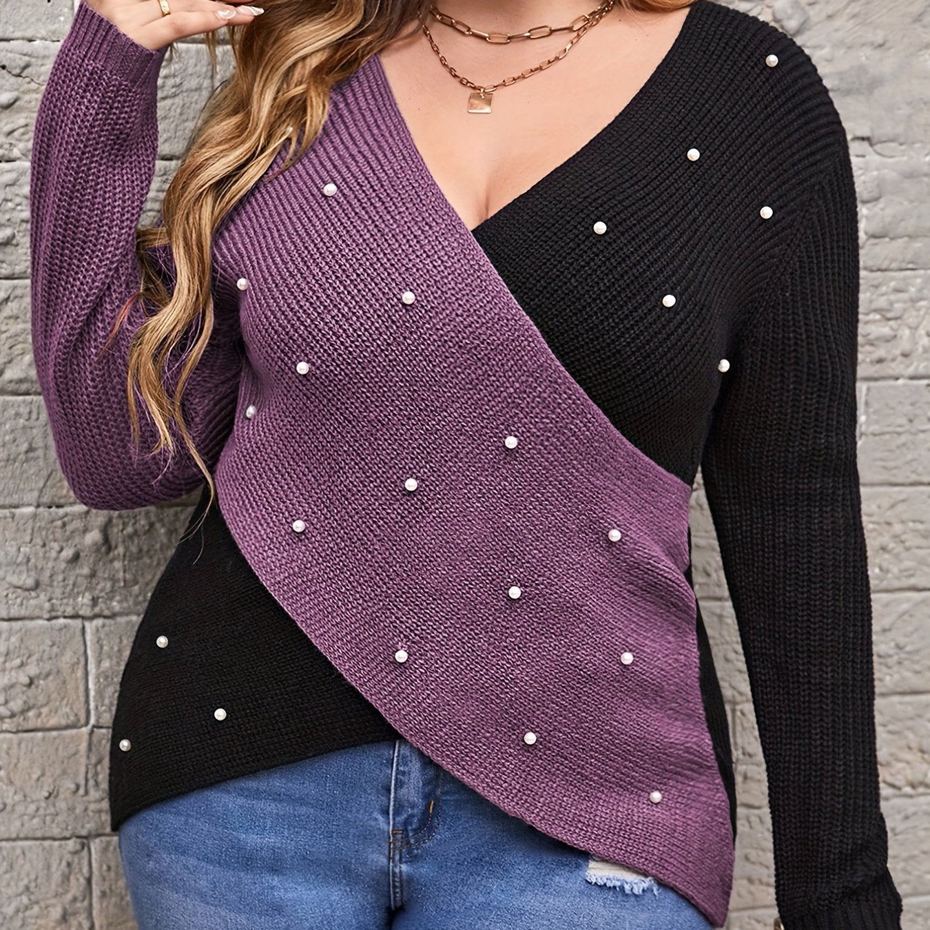 Sixsr Plus Size Casual Sweater, Women's Plus Colorblock Faux Pearl Decor Long Sleeve V Neck Cross Jumper