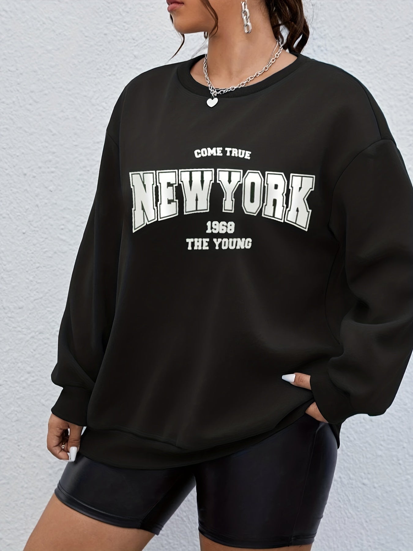 Sixsr Plus Size Casual Sweatshirt, Women's Plus Letter Print Drop Shoulder Long Sleeve Round Neck Sweatshirt