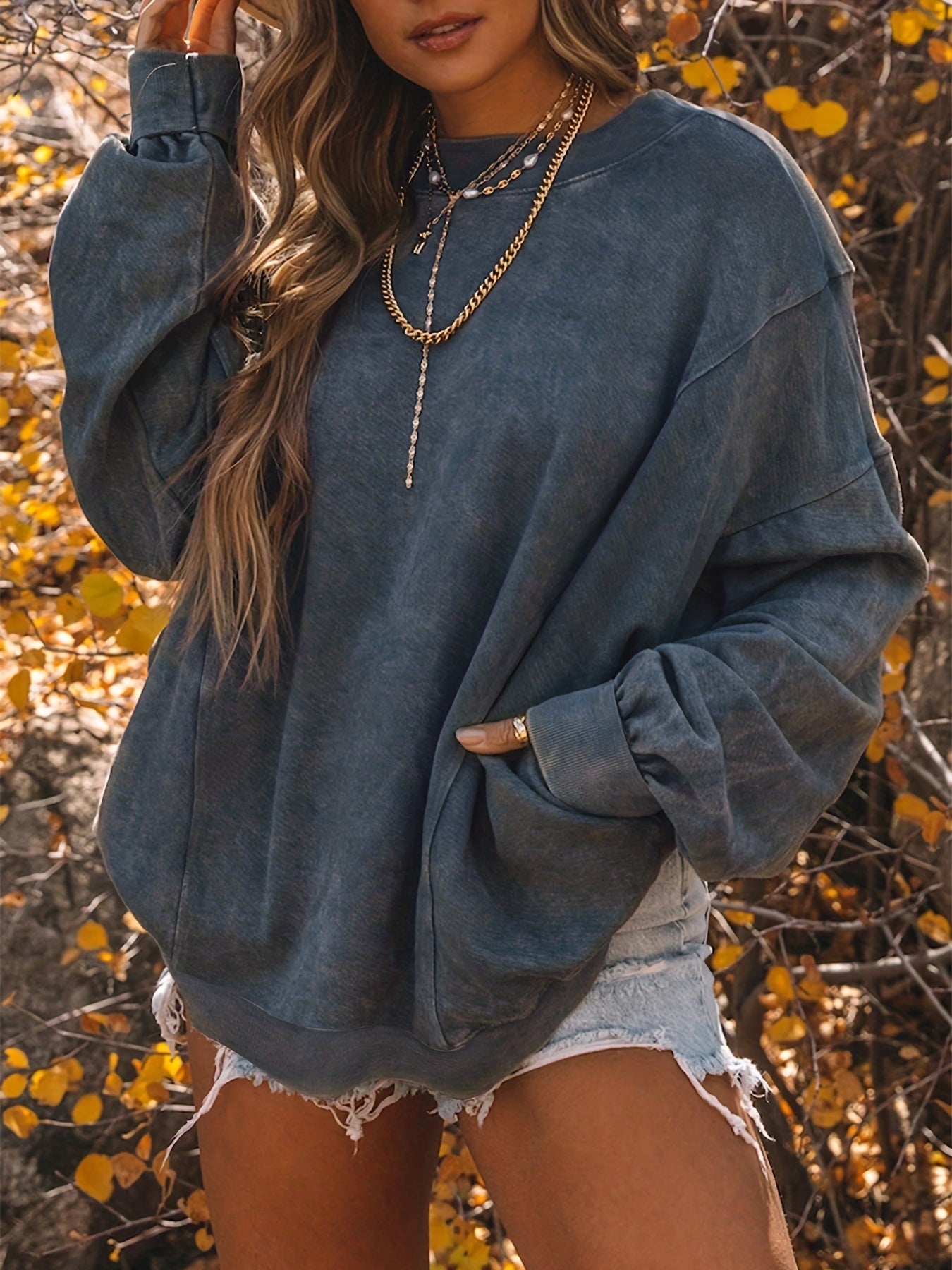 Sixsr Plus Size Casual Sweatshirt, Women's Plus Solid Drop Shoulder Long Sleeve Round Neck Twist Back Sweatshirt