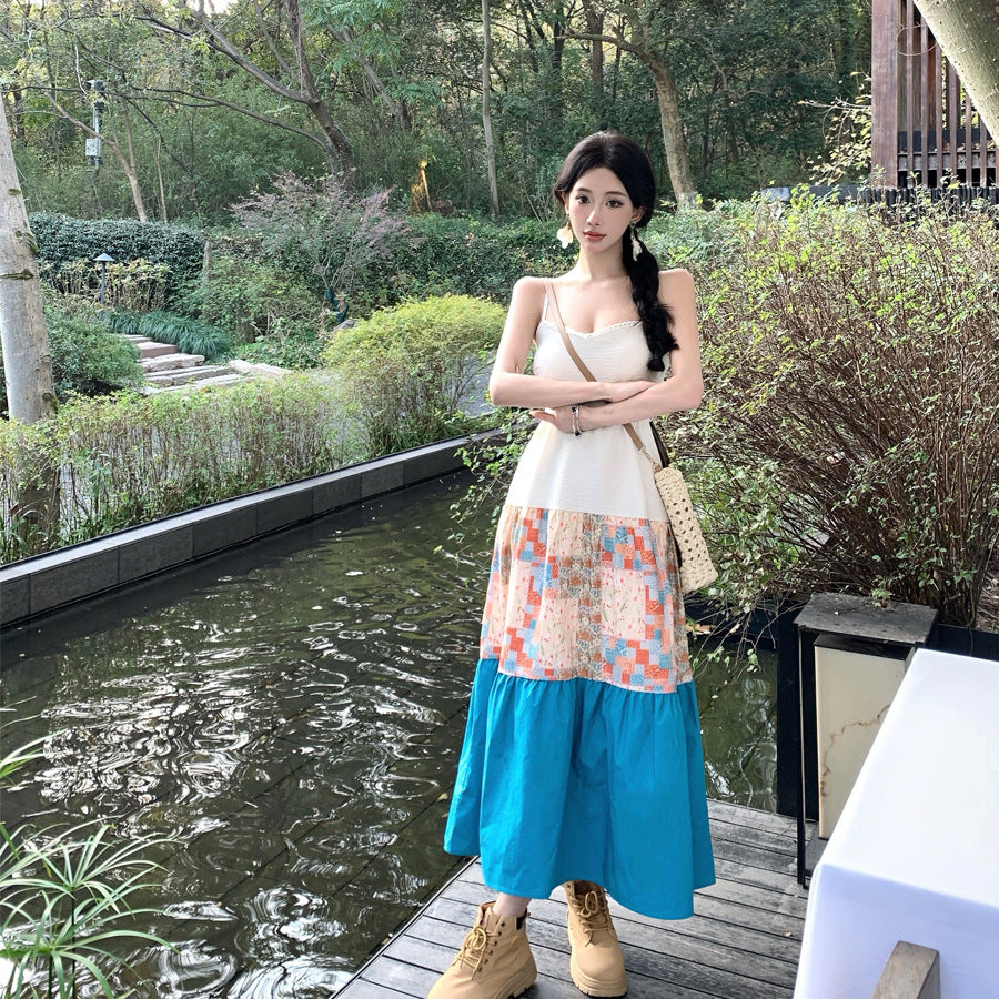 2025 Thailand Yunnan Dali Xishuangbanna vacation photo wearing retro temperament splicing floral suspender dress