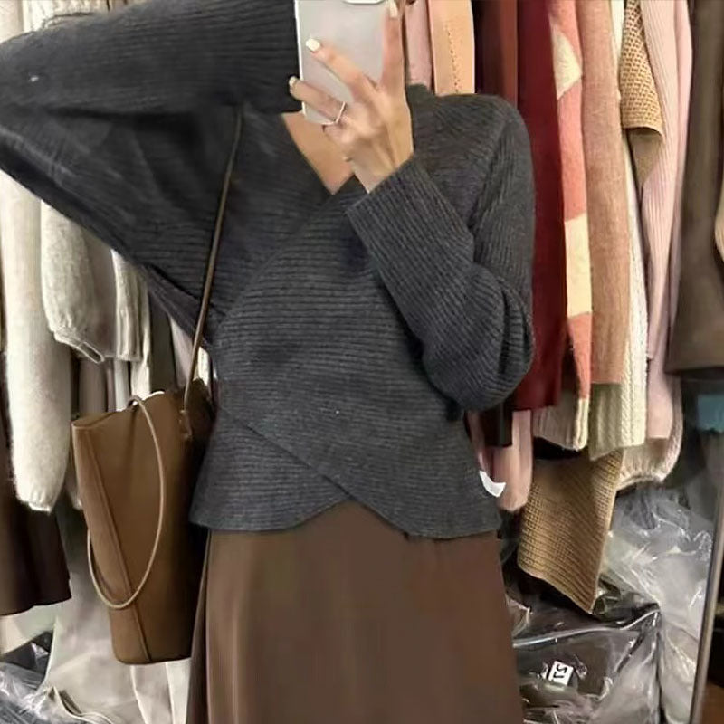 Spring and Autumn Wool Blended V-Neck Knitted Sweater, Lazy Knitted Sweater Cardigan for Collar and Strap Design Women
