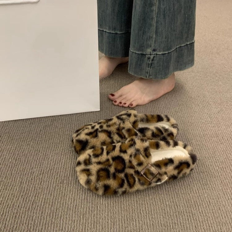 2025 Internet celebrity fairy wind white fluffy shoes female outer wear lazy one pedal warm plush bag head half slippers
