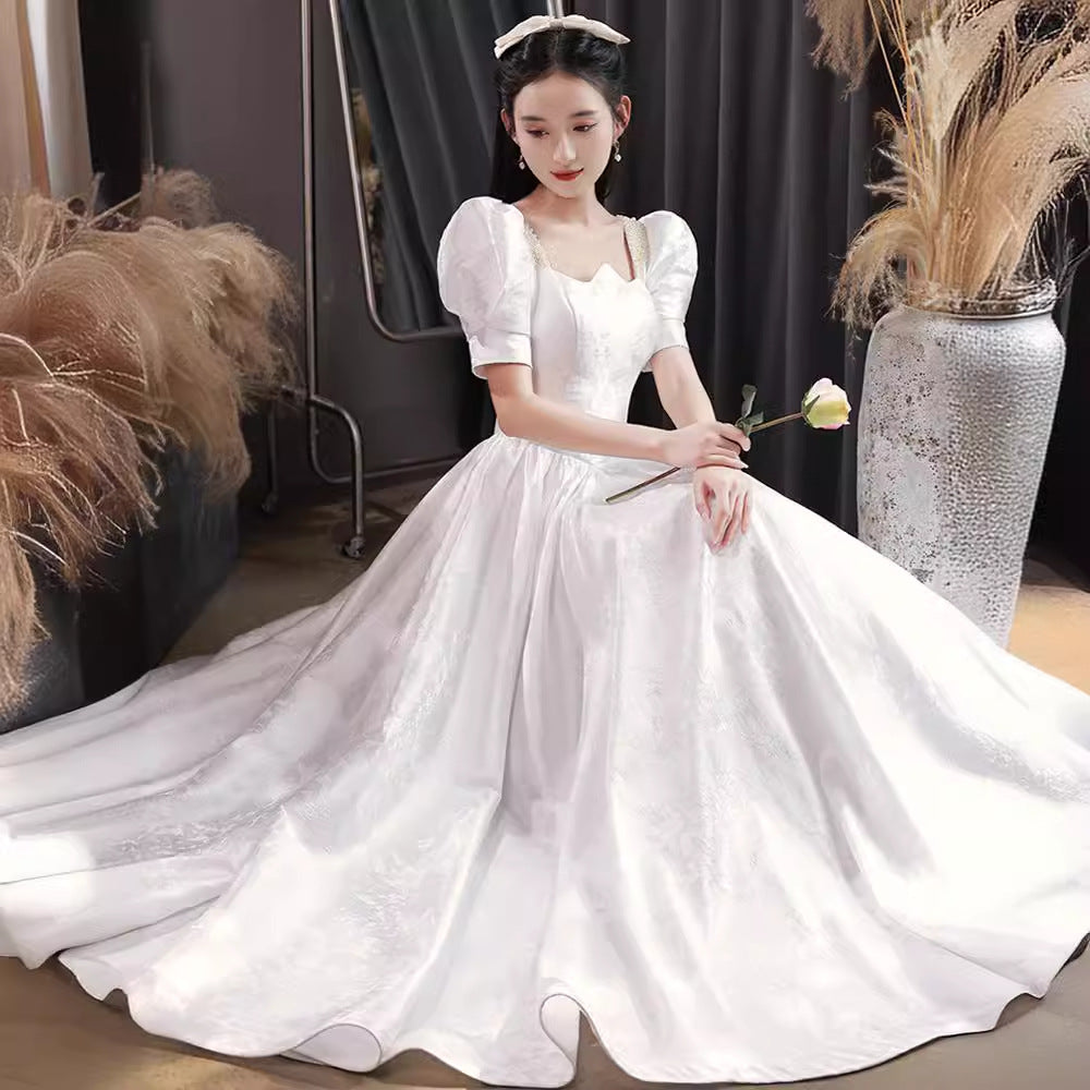 Spring small evening dress new white temperament simple and generous light wedding dress engagement women manufacturers wholesale