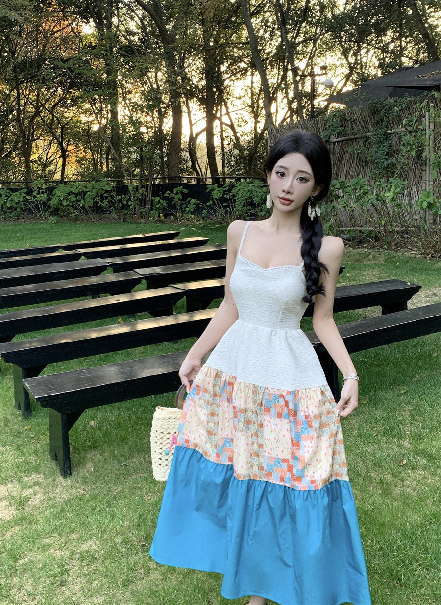 2025 Thailand Yunnan Dali Xishuangbanna vacation photo wearing retro temperament splicing floral suspender dress