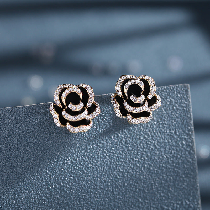 2025 Korean version of fashion 2023 new flower earrings, socialite dripping oil rhinestone earrings, women's 925 silver needle camellia stud earrings