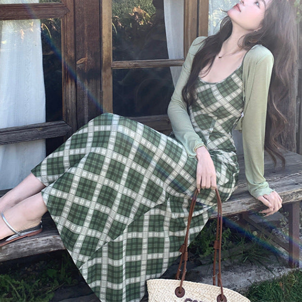 2025 Holiday retro suspender dress cardigan women's seaside vacation beautiful slim plaid dress two-piece set