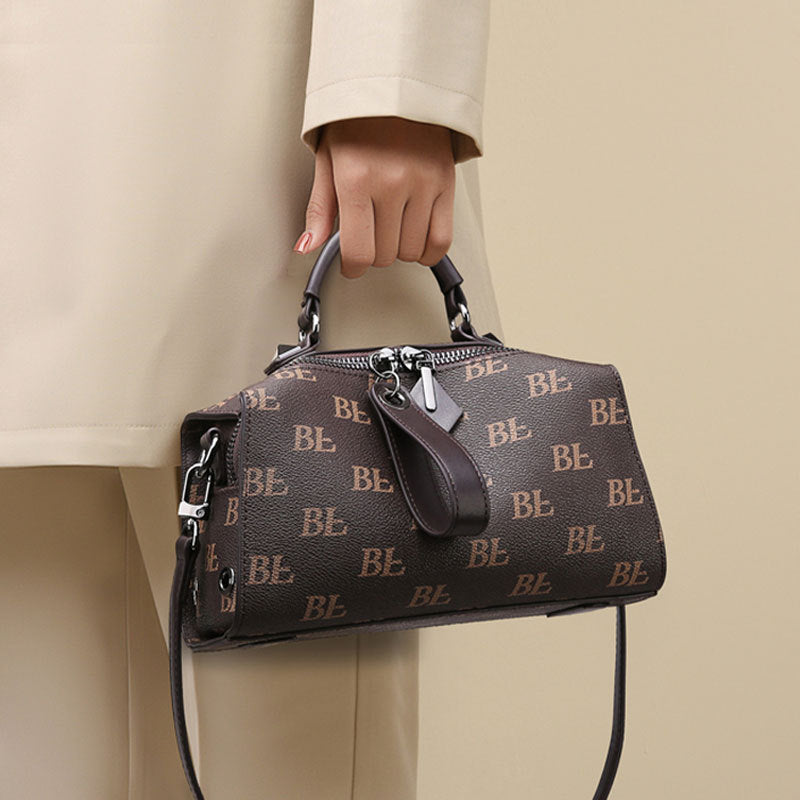 2025 Bags Women's autumn and winter versatile messenger bags High-end women's bags Exquisite large-capacity shoulder bags Fashion women's bags