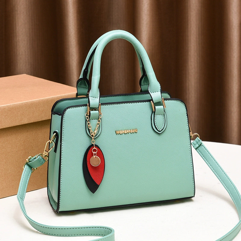 Women's bag new trendy temperament simple and versatile shoulder messenger bag large capacity fashion bridal bag handbag
