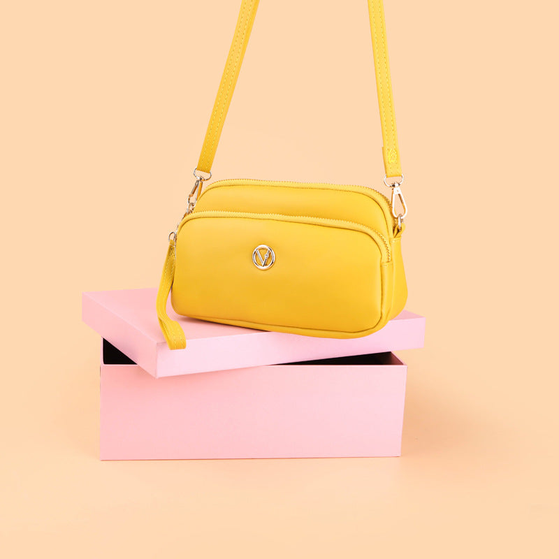 SIXSR 2025Hot style niche women's bag design new Internet celebrity shoulder messenger bag Korean version fashion small bag mini mobile phone bag