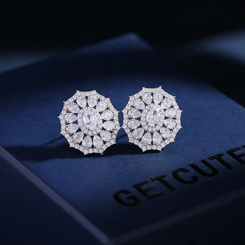 2025 Japan and Korea fashion new earrings wholesale s925 silver needle zircon inlaid earrings niche design simple round stud earrings