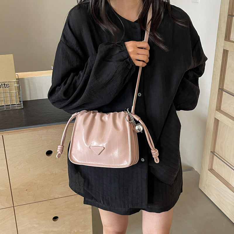 SIXSR 2025 Bag Korean high-end sense versatile bucket bag popular new ins fashion casual chain single shoulder messenger bag women