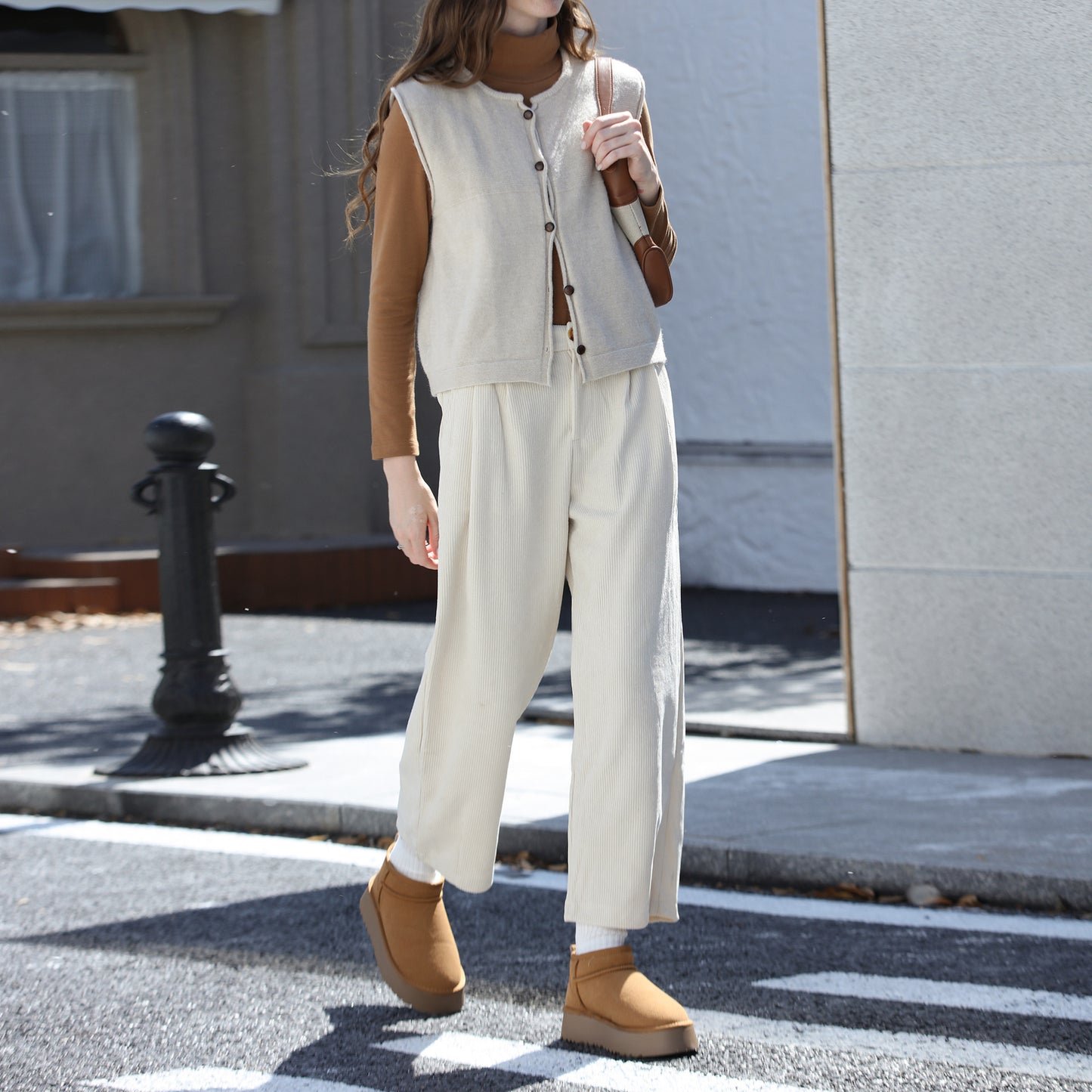 autumn and winter new corduroy straight-leg pants women's loose and thin thermal casual pants elastic waist solid color nine-point pants