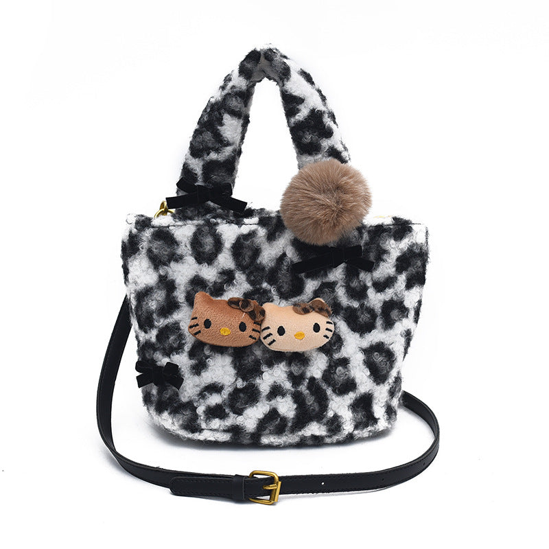 SIXSR 2025 Japanese cute kitten shoulder bag popular new cartoon plush handbag versatile girl fluffy messenger bag woman