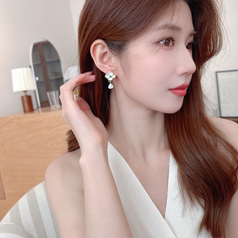 2025 Korean temperament fashion opal flower hanging water drop earrings, high sense exquisite and sweet s925 silver needle earrings