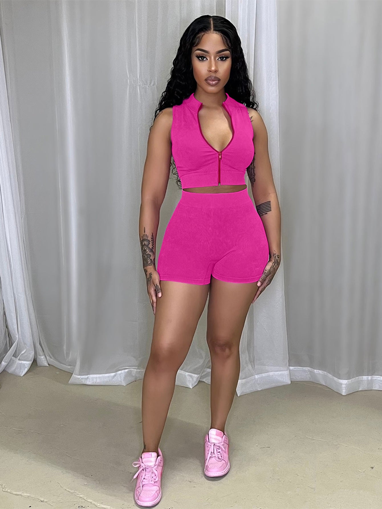 SIXSR T117 Popular and 2025 Summer Women's Leisure Sports Two-piece Suit Fashion Knitted Sleeveless Zipper Trim Body