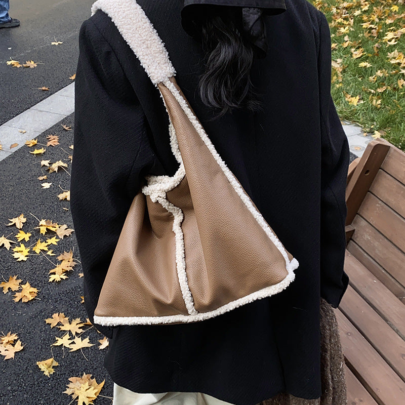 SIXSR 2025 popular autumn and winter fur integrated shoulder bag 2025 New underarm women's bag fashionable retro nostalgic plush handbag