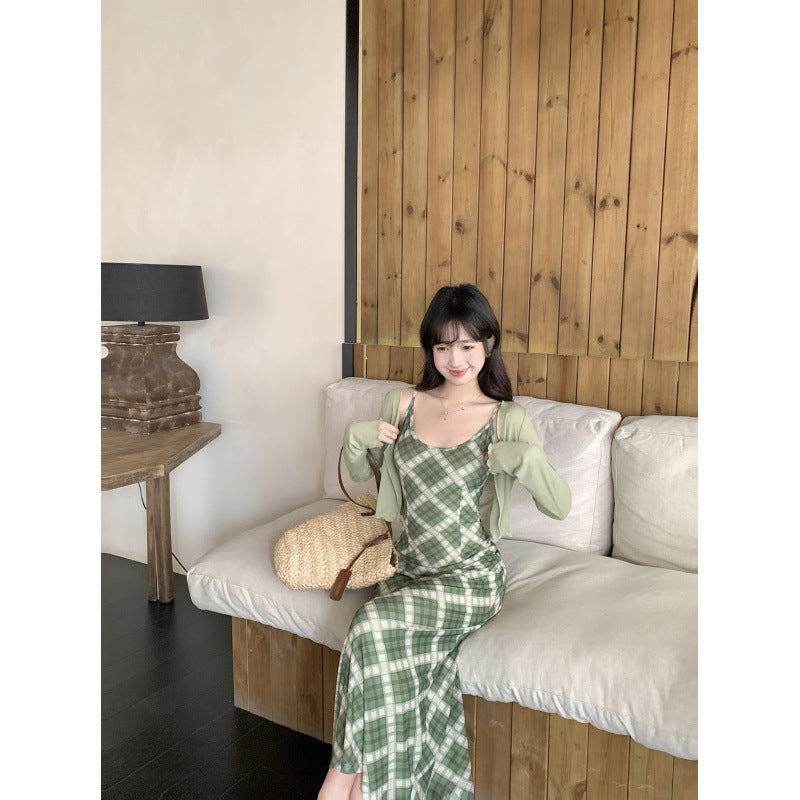 2025 Holiday retro suspender dress cardigan women's seaside vacation beautiful slim plaid dress two-piece set