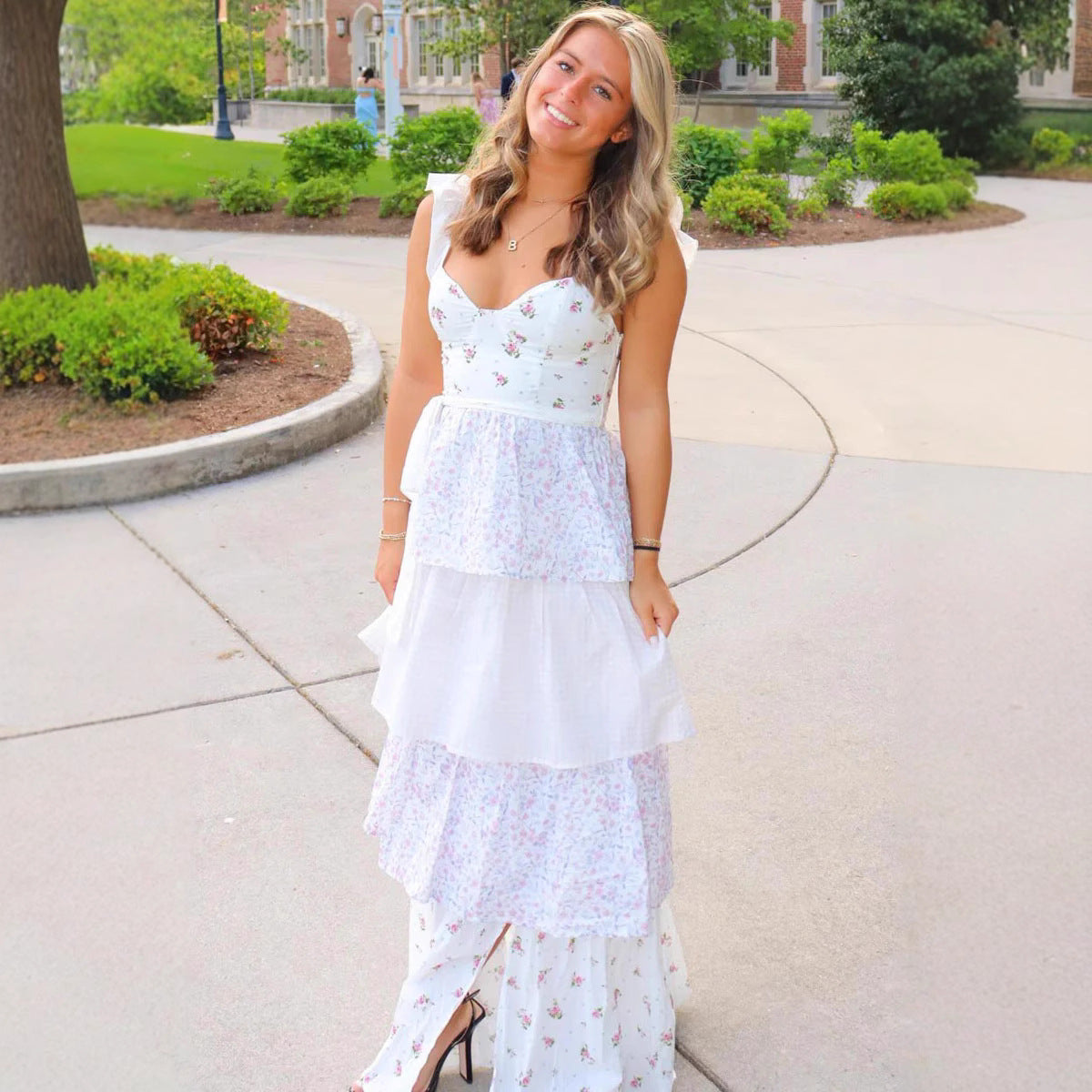 2025 New 2025 women's clothing ins vacation dress hollow slim deep V ruffle edge floral backless dress