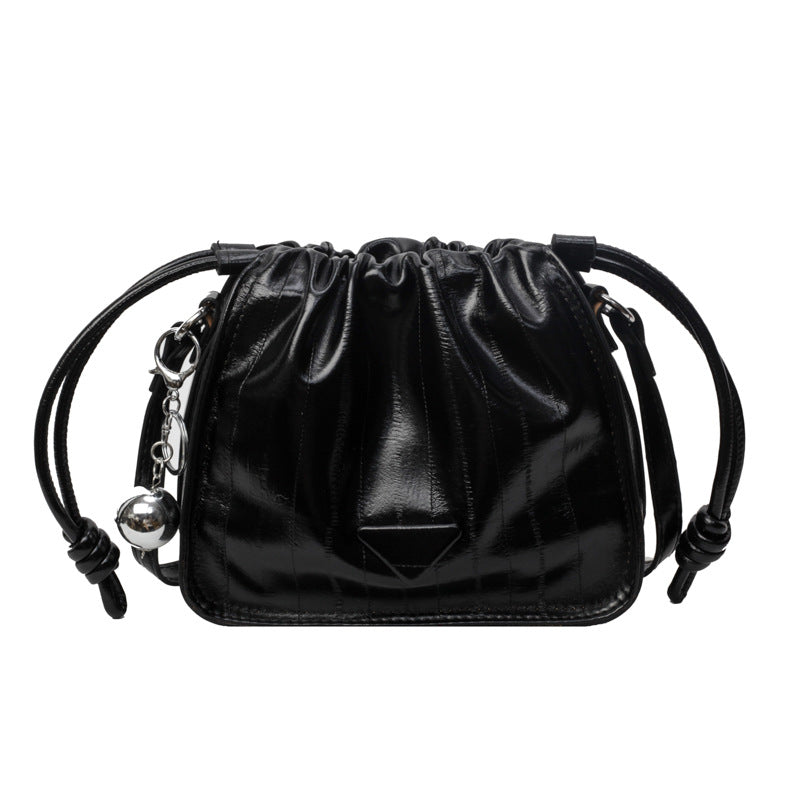 SIXSR 2025 Bag Korean high-end sense versatile bucket bag popular new ins fashion casual chain single shoulder messenger bag women