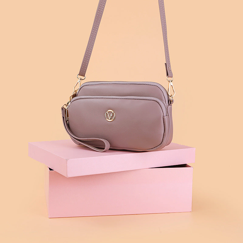 SIXSR 2025Hot style niche women's bag design new Internet celebrity shoulder messenger bag Korean version fashion small bag mini mobile phone bag