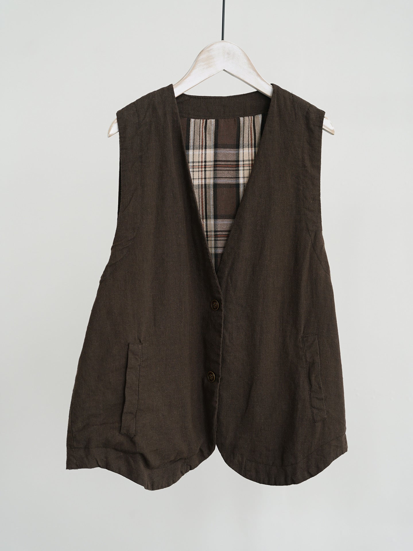 retro casual loose cotton and linen double-layer v-neck vest, literary tooling simple vest vest W24305