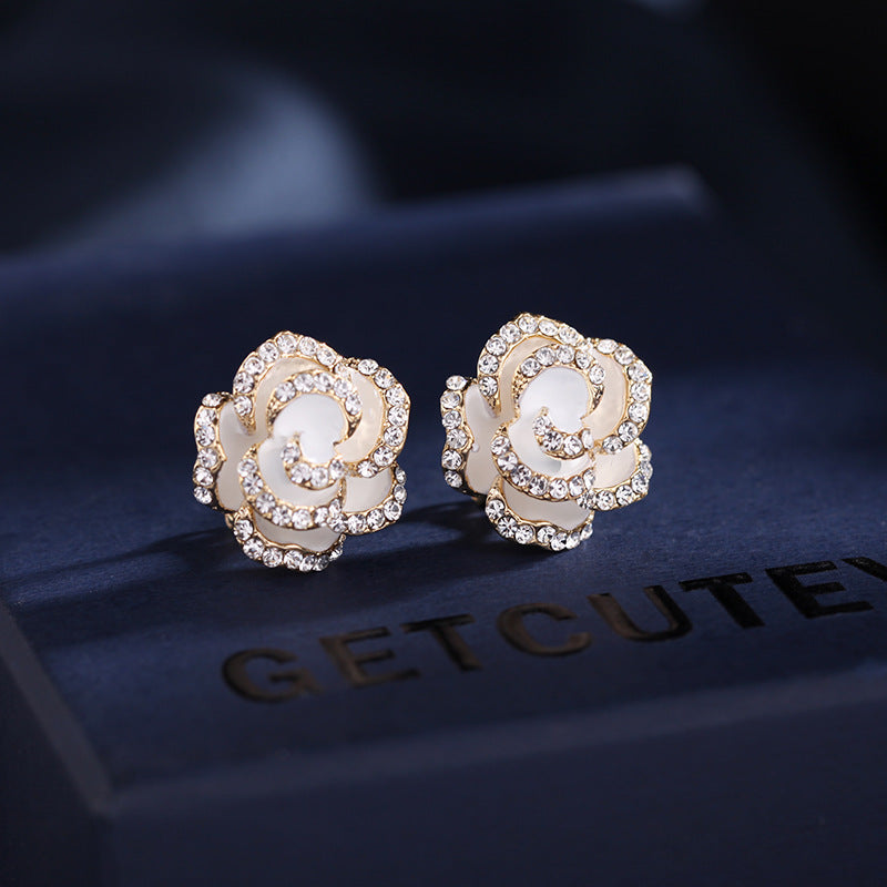 2025 Korean version of fashion 2023 new flower earrings, socialite dripping oil rhinestone earrings, women's 925 silver needle camellia stud earrings