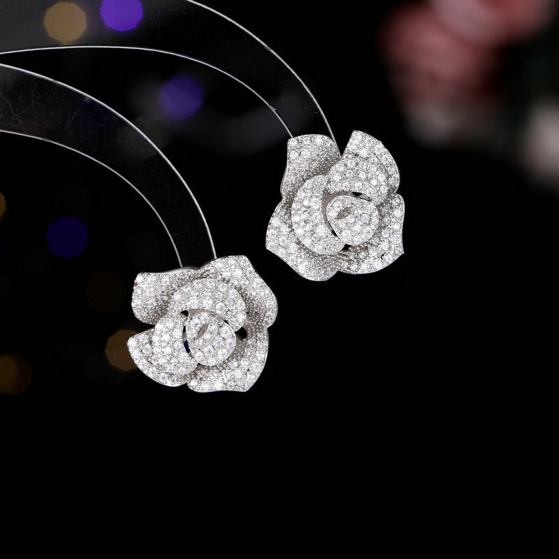 2025 Luxury rose camellia earrings fashion popular necklace bridal dress matching set two-piece wholesale