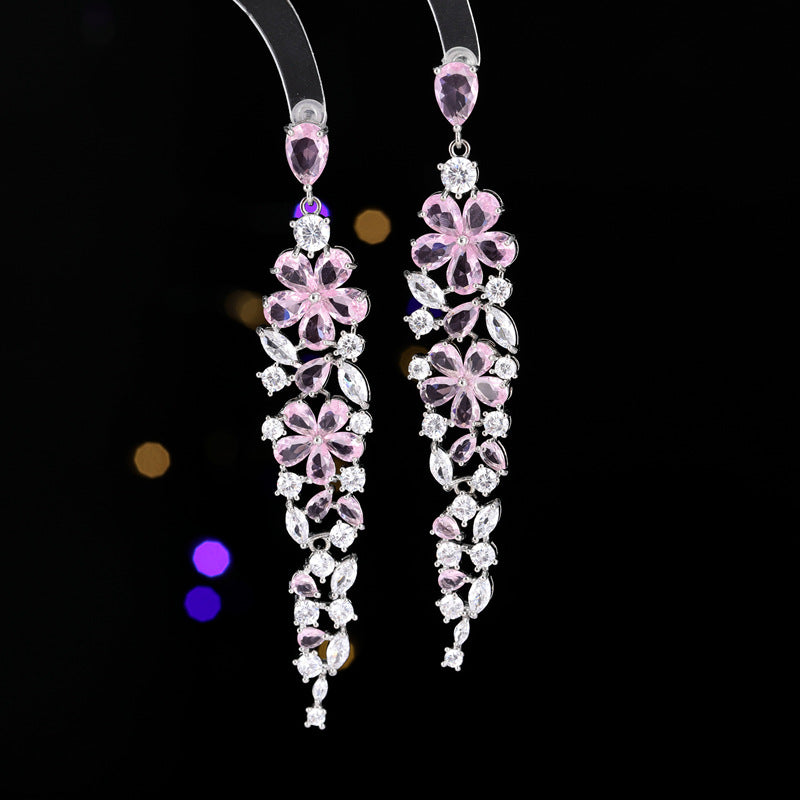 2025 Light luxury and high-end sense exaggerated heavy industry earrings women's dress with modified face, fashionable water drop flower long earrings