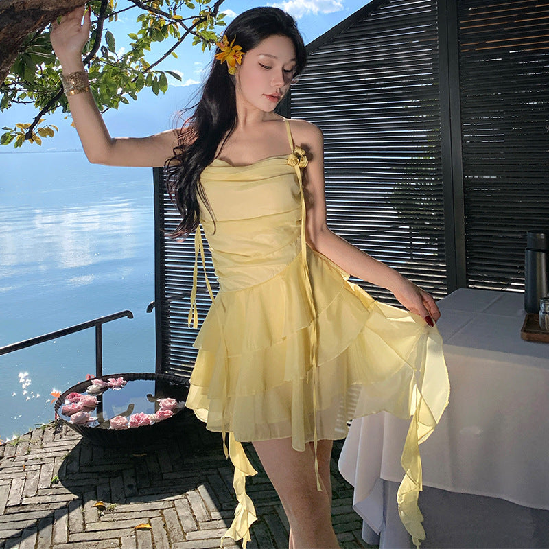 2025 Seaside vacation ruffle leaf suspender dress women's 2025 summer new design sense niche three-dimensional flower skirt