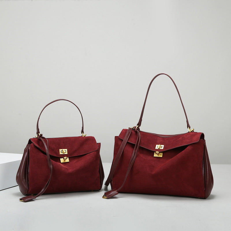 2025 Bag women's popular new rodeo bag large-capacity commuter tote bag B home same handbag texture shoulder bag