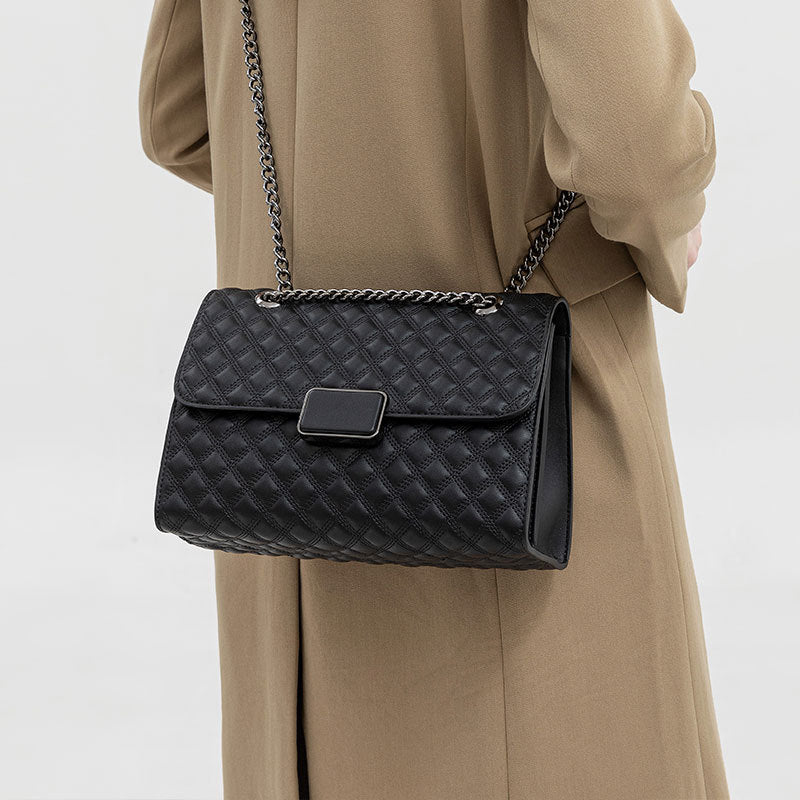 2025 Shoulder bag Women's bag High-end large-capacity small square bag Fashion versatile messenger bag Textured commuter women's bag