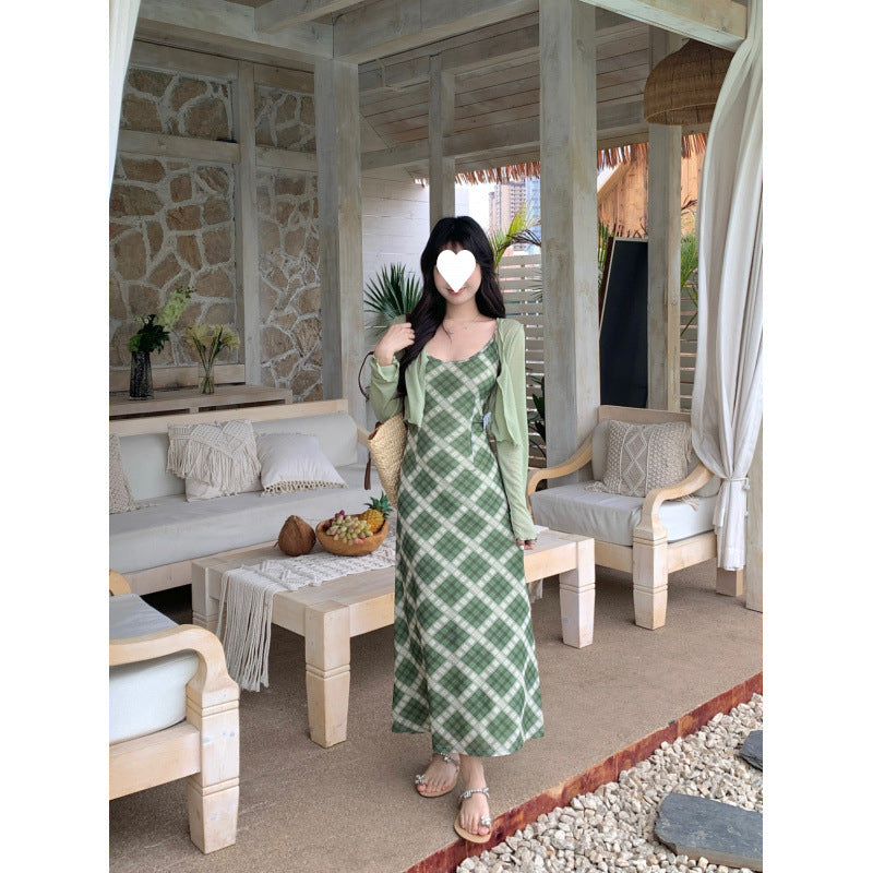 2025 Holiday retro suspender dress cardigan women's seaside vacation beautiful slim plaid dress two-piece set