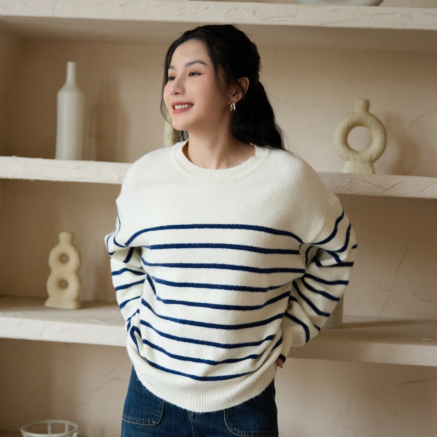 Korean version of classic striped top women's spring contrasting color crew neck knitted sweater fashionable versatile long-sleeved wool jumper