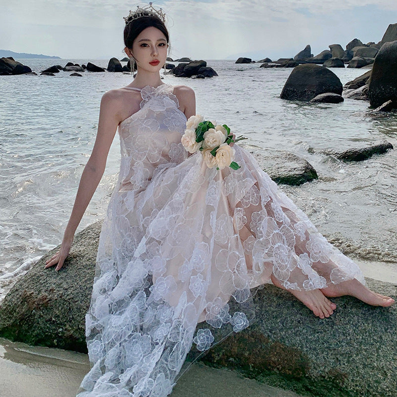 2025 Niche light wedding dress morning gown bride birthday engagement dress small white dress seaside vacation white neck dress