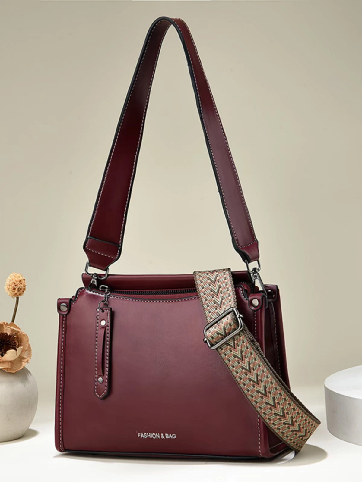 new bag high sense large capacity retro contrasting color shoulder messenger bag temperament commuter women's bag