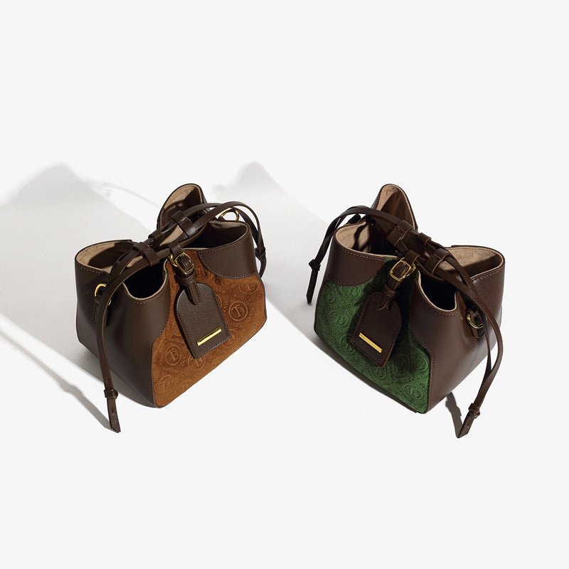 2025 popular new autumn and winter velvet bag women's high-end diamond drawstring bucket bag versatile shoulder messenger bag women