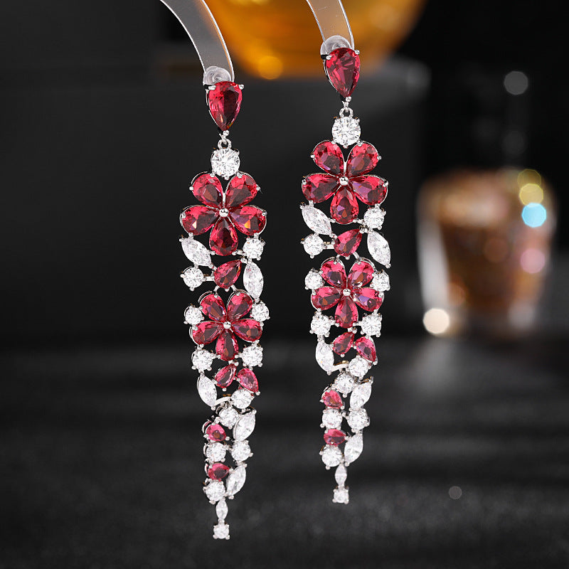 2025 Light luxury and high-end sense exaggerated heavy industry earrings women's dress with modified face, fashionable water drop flower long earrings