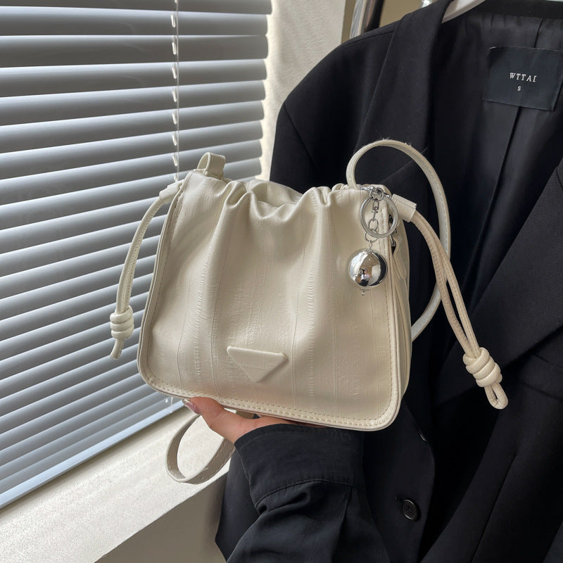 SIXSR 2025 Bag Korean high-end sense versatile bucket bag popular new ins fashion casual chain single shoulder messenger bag women
